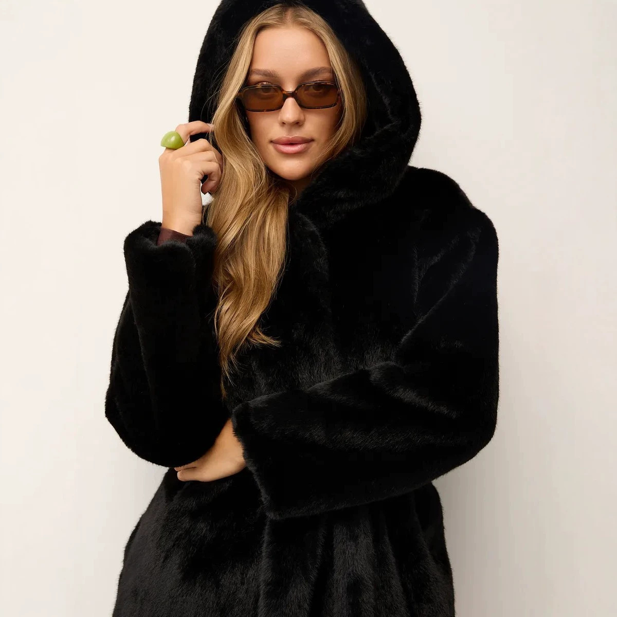 Casacos Femininos de Pele Sint - Leather Work Jacket With Hood avaliação e preço
